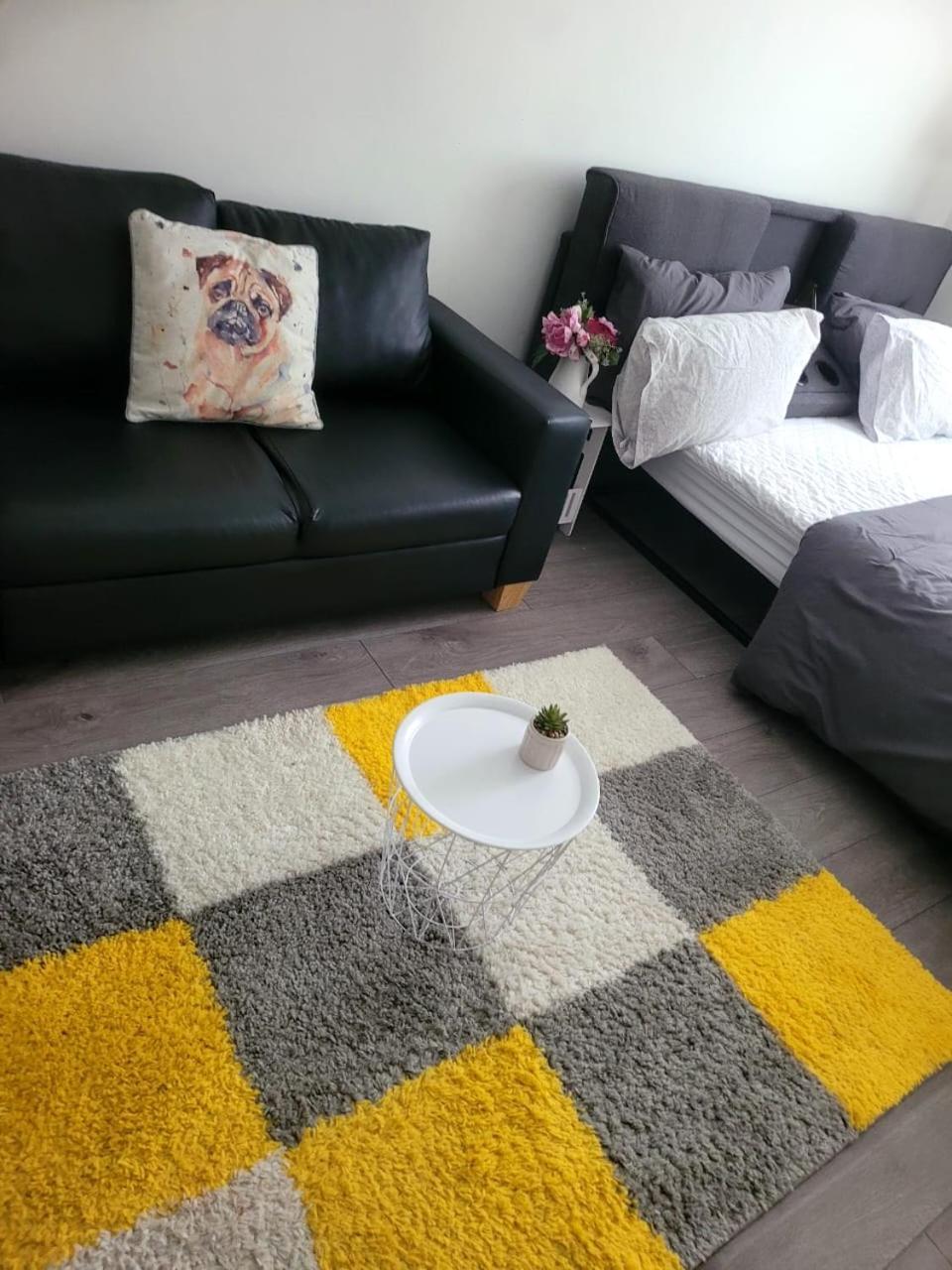 Simplyguests Apartment London Ngoại thất bức ảnh