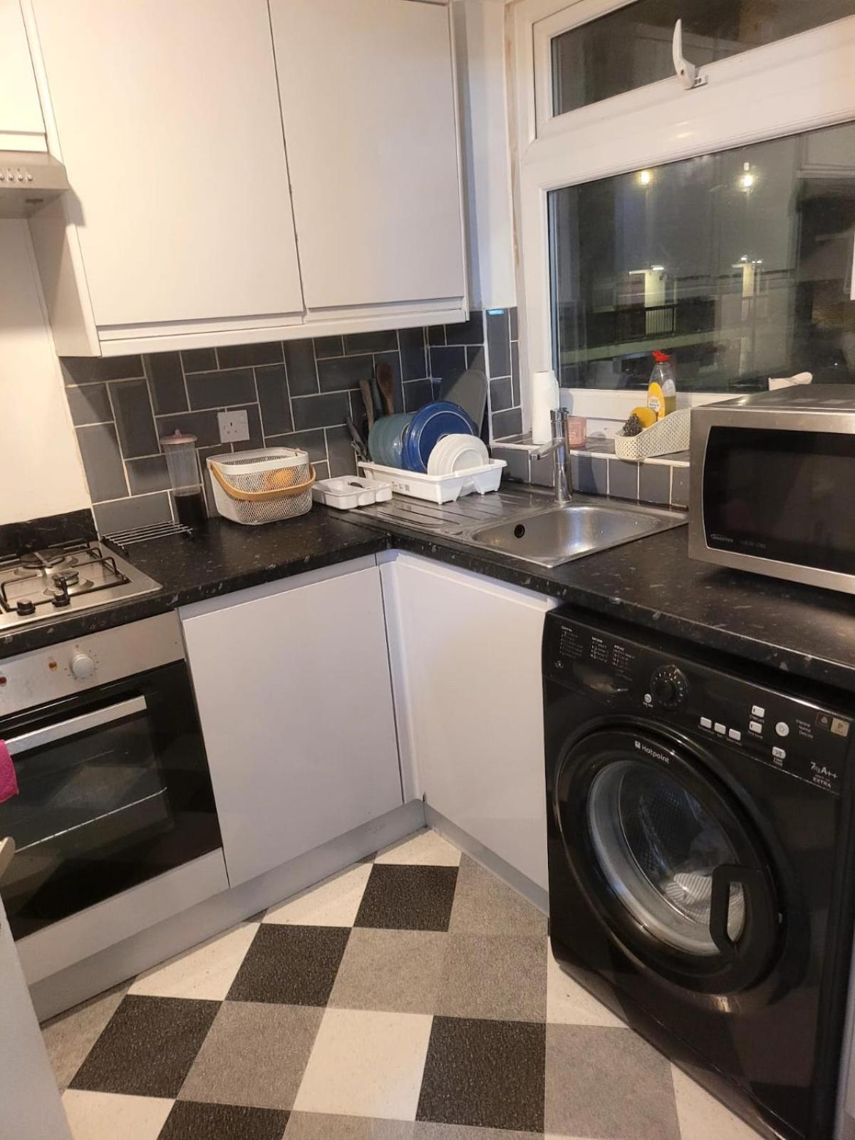 Simplyguests Apartment London Ngoại thất bức ảnh